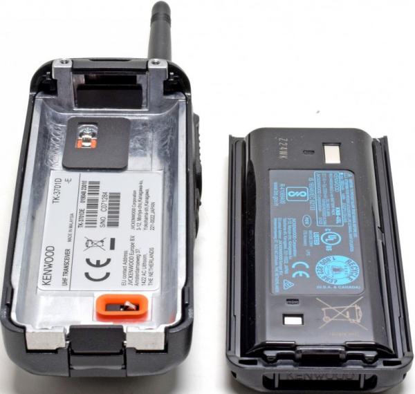 Kenwood TK-3701D PMR analog digital-003